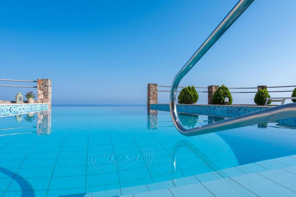 Votana Villa & Apartments Куцунарі Екстер'єр фото