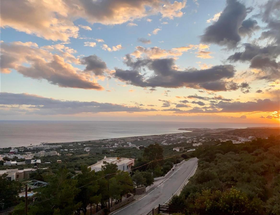 Votana Villa & Apartments Куцунарі Екстер'єр фото